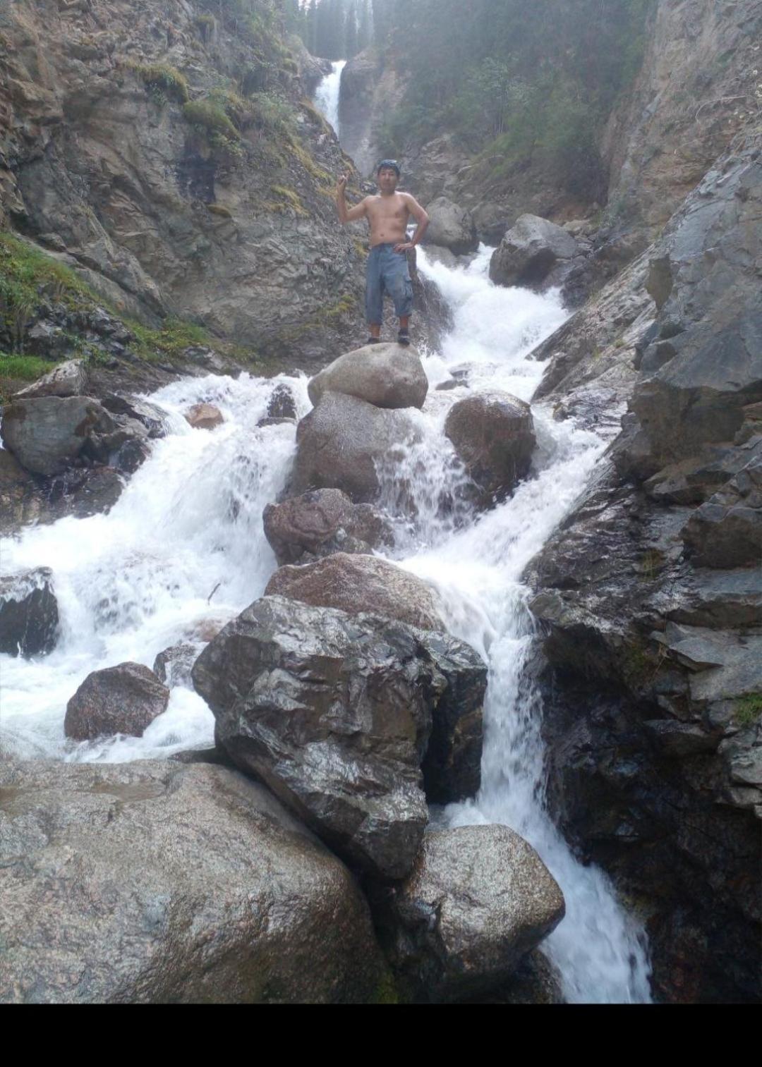 Waterfall In The Yard Каракол Экстерьер фото